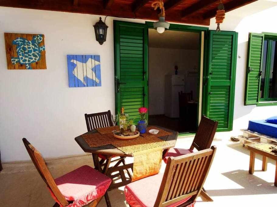 Apartamento Vacacional Pescaito En Playa Quemada Apartment Ngoại thất bức ảnh
